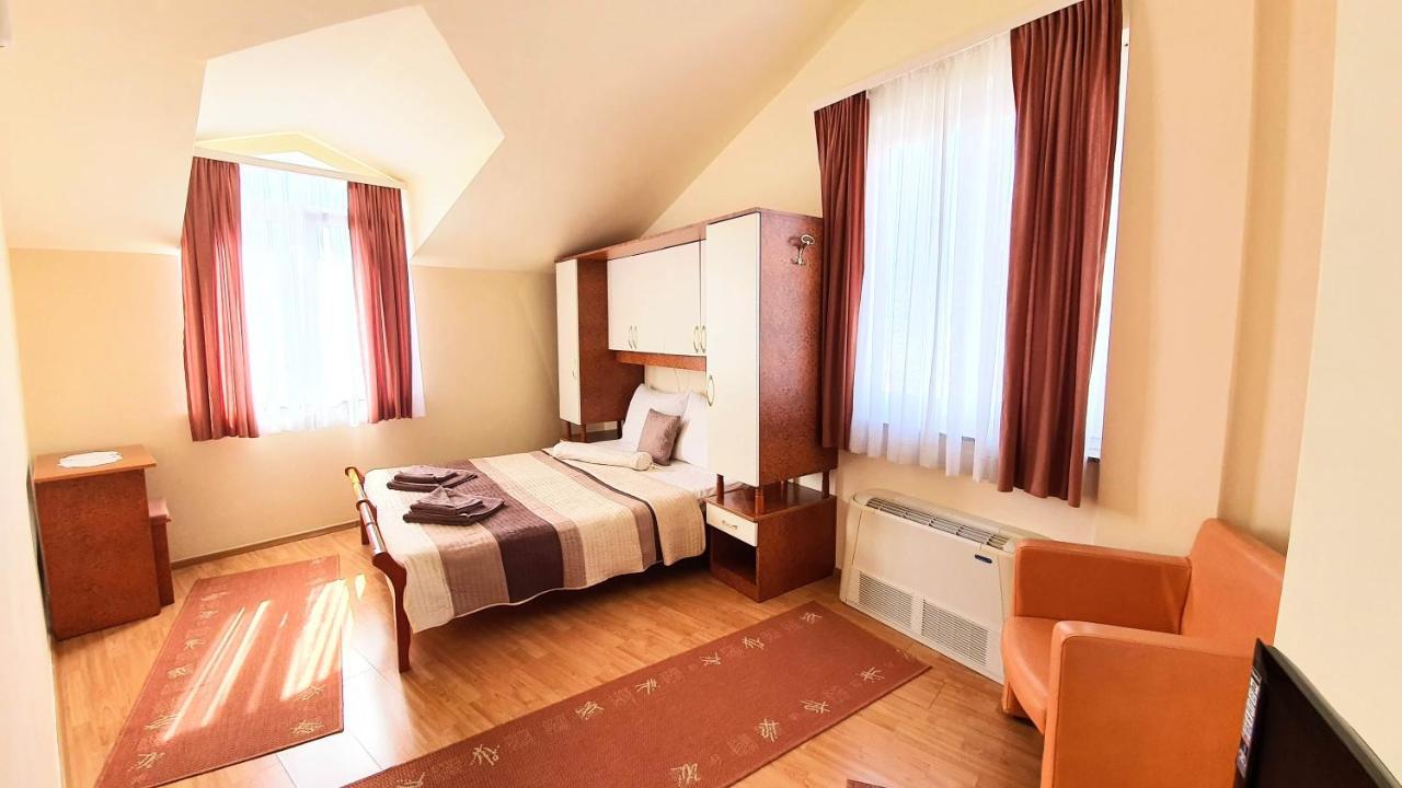 Villa Palcic 诺瓦利娅 外观 照片